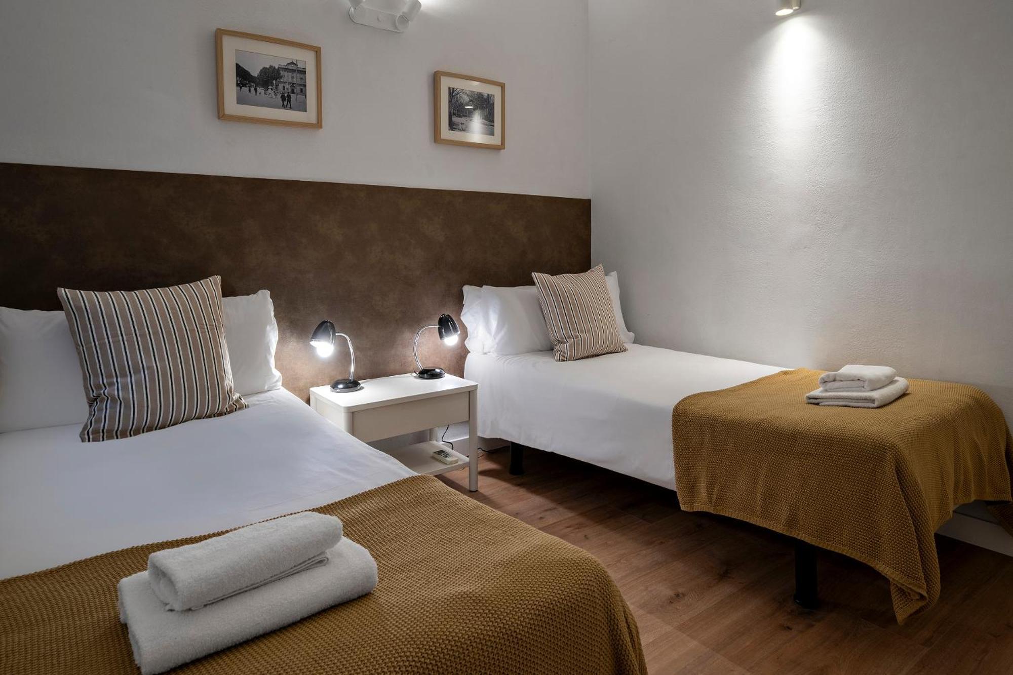Habitat Apartments Bailen Barcelona Bagian luar foto