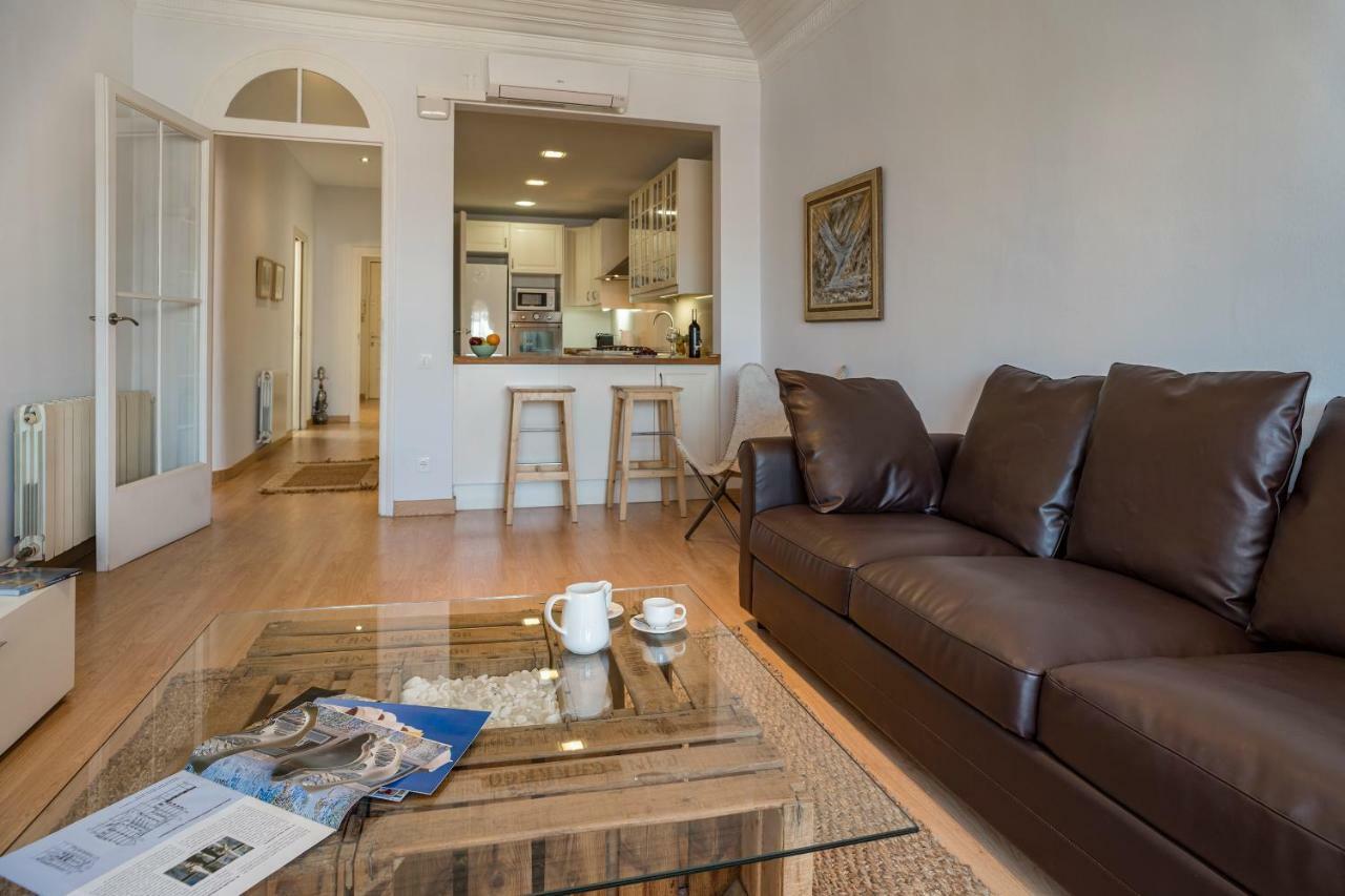 Habitat Apartments Bailen Barcelona Bagian luar foto